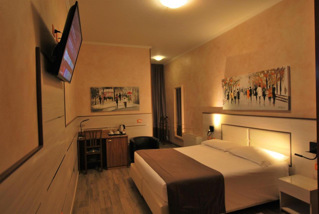 Hotel Lenotel Exterior photo